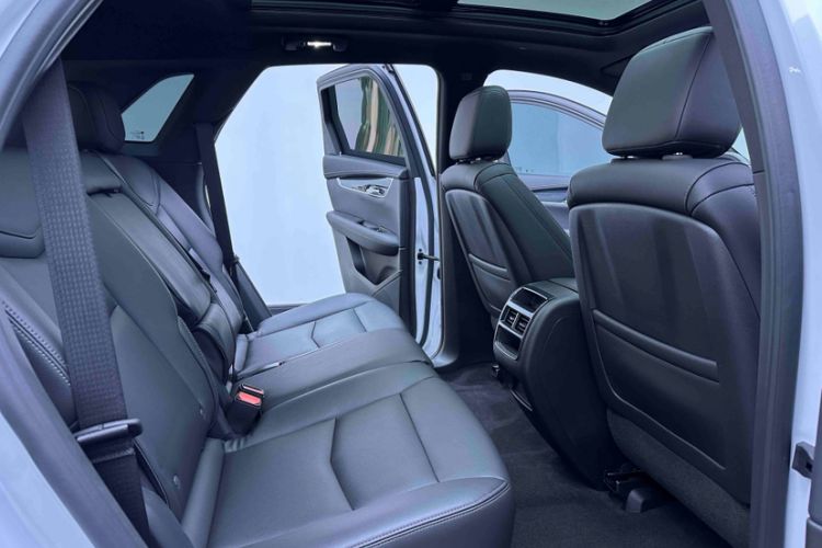 Used Cadillac XT5 2022 2.0T Two-Wheel Drive Luxury Version Headliner