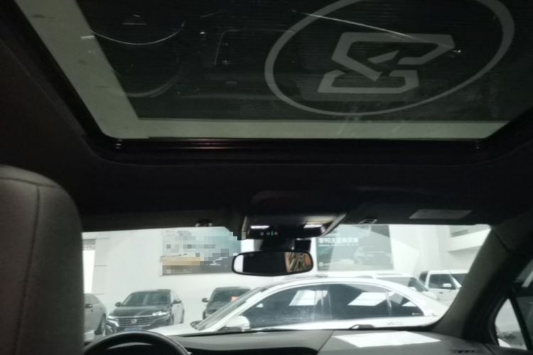 Used Cadillac XT5 2022 2.0T Two-Wheel Drive Luxury Version Headliner