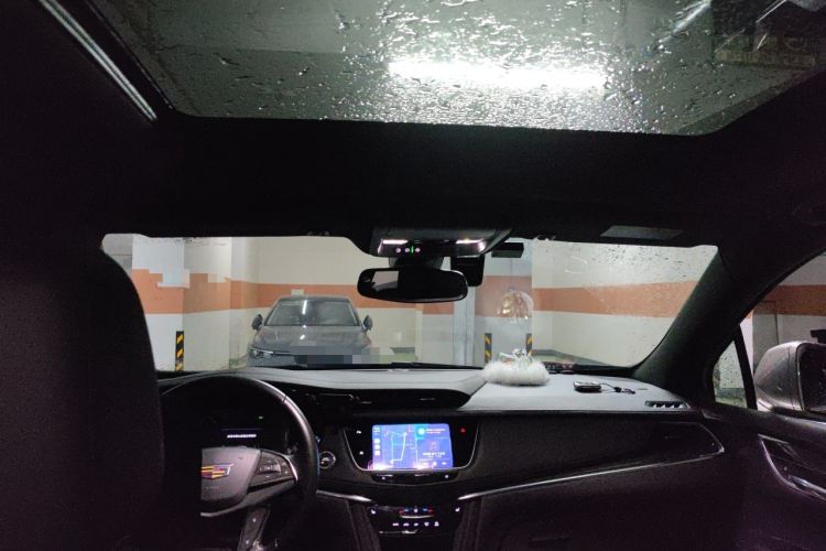 Used Cadillac XT5 2022 2.0T Two-Wheel Drive Luxury Version Headliner