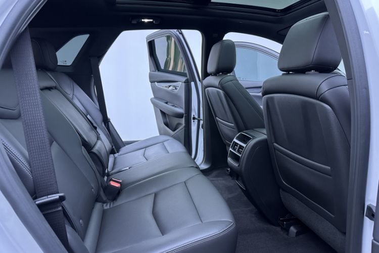 Used Cadillac XT5 2022 2.0T Two-Wheel Drive Luxury Version Headliner