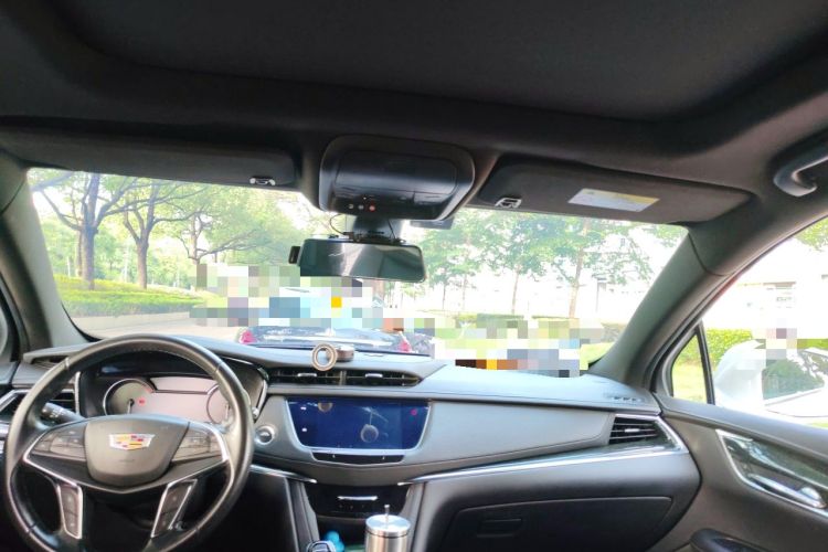 Used Cadillac XT5 2022 2.0T Two-Wheel Drive Luxury Version Headliner
