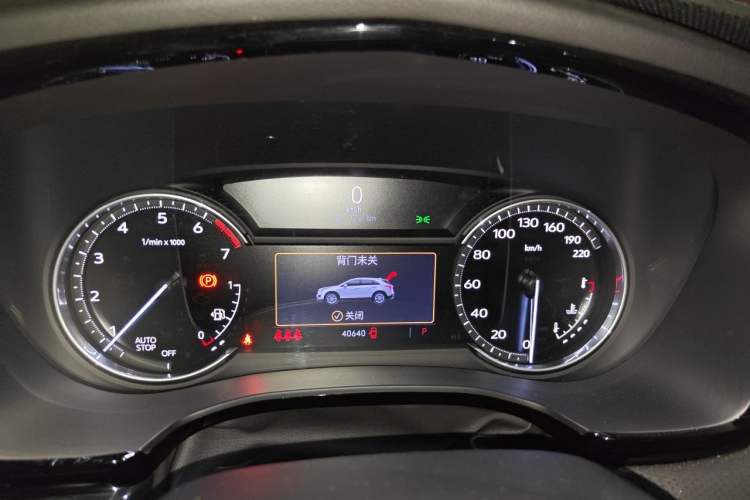 Used Cadillac XT5 2022 2.0T Two-Wheel Drive Luxury Version Instrument Cluster