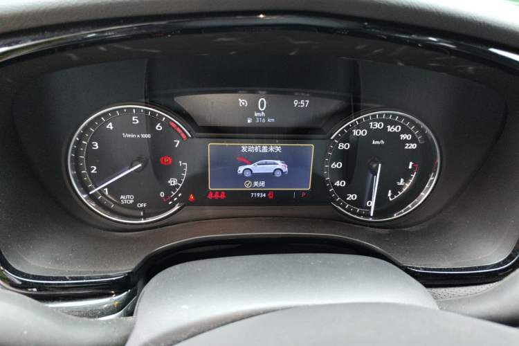 Used Cadillac XT5 2022 2.0T Two-Wheel Drive Luxury Version Instrument Cluster