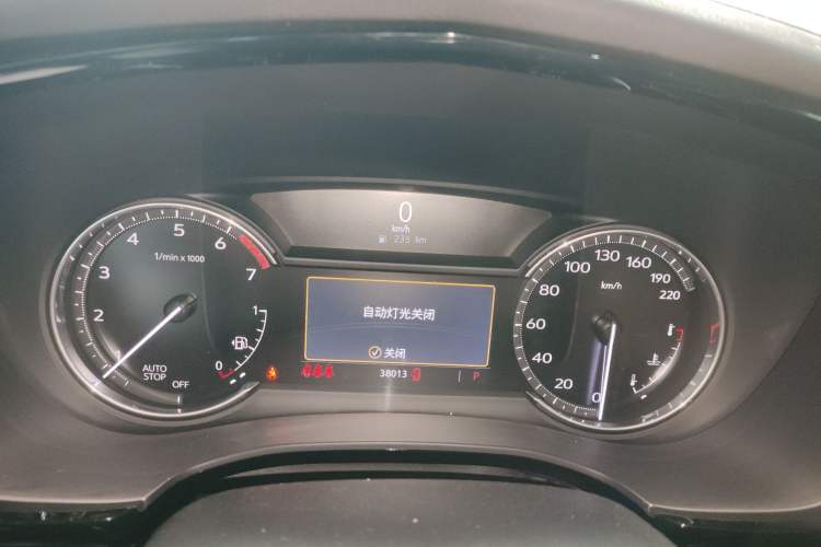 Used Cadillac XT5 2022 2.0T Two-Wheel Drive Luxury Version Instrument Cluster