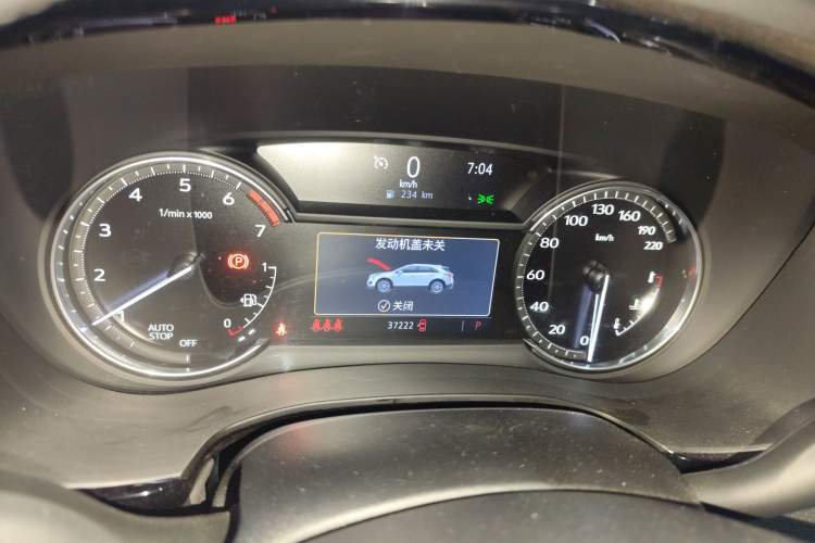 Used Cadillac XT5 2022 2.0T Two-Wheel Drive Luxury Version Instrument Cluster