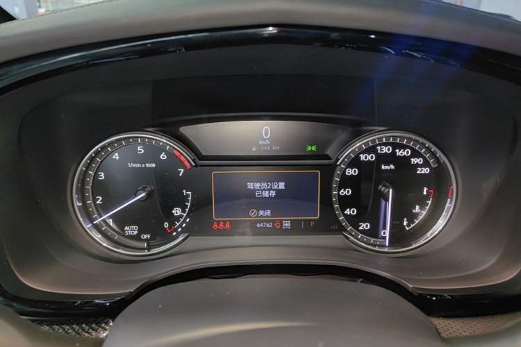 Used Cadillac XT5 2022 2.0T Four-Wheel Drive Luxury Version (Hummingbird Edition) Instrument Cluster