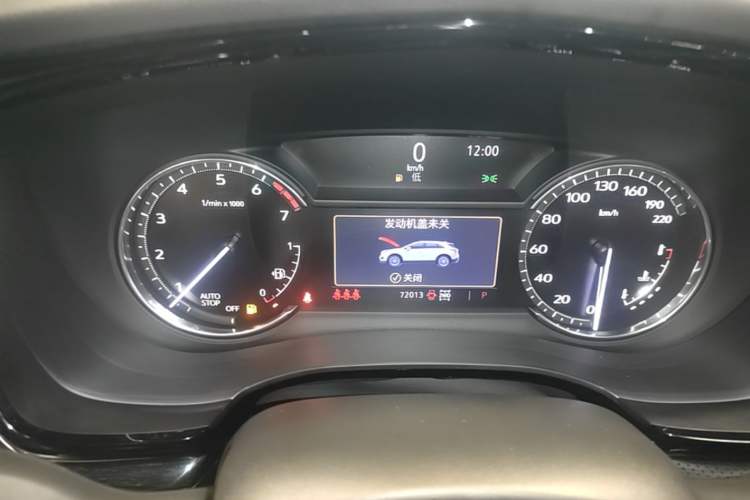 Used Cadillac XT5 2022 2.0T Four-Wheel Drive Luxury Version Instrument Cluster