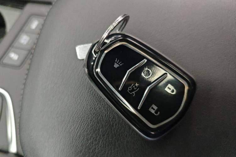 Used Cadillac XT5 2022 2.0T Four-Wheel Drive Luxury Version (Hummingbird Edition) Interior 1