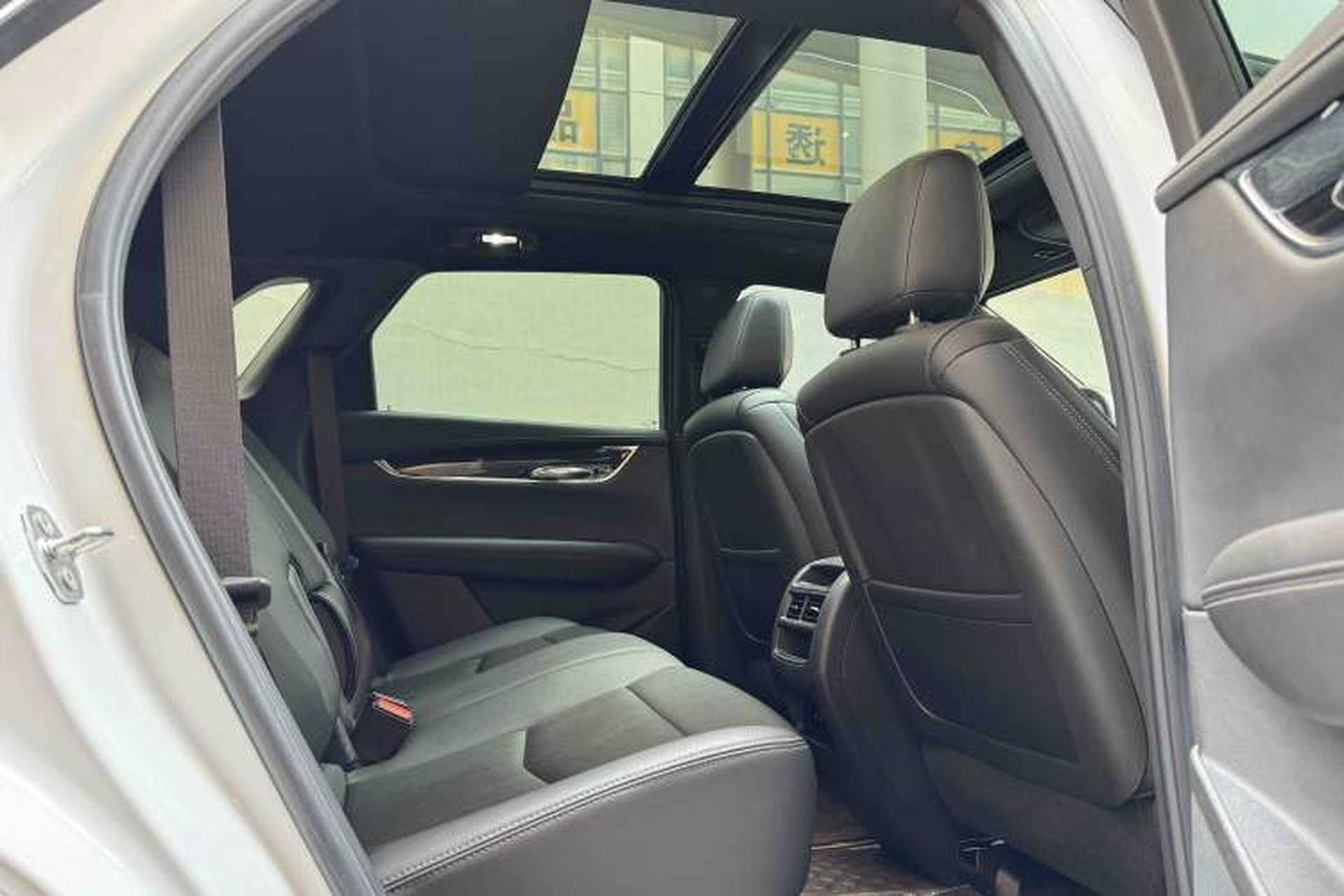 Used Cadillac XT5 2022 2.0T Two-Wheel Drive Luxury Version Interior 6