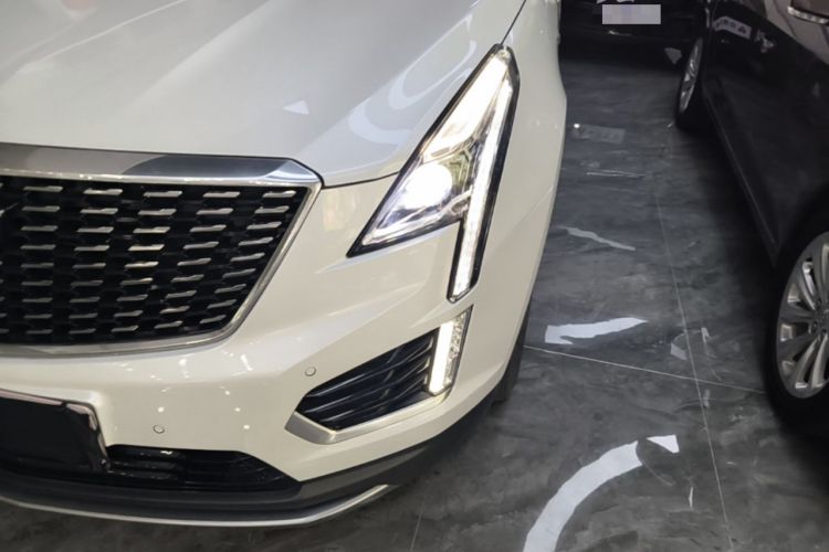 Used Cadillac XT5 2022 2.0T Two-Wheel Drive Luxury Version Left Front Headlight