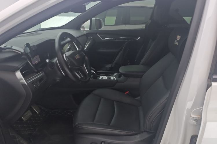 Used Cadillac XT5 2022 2.0T Four-Wheel Drive Luxury Version (Hummingbird Edition) Left Front Seat