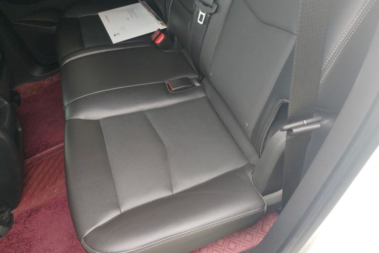 Used Cadillac XT5 2022 2.0T Four-Wheel Drive Premium Edition Left Rear Seat