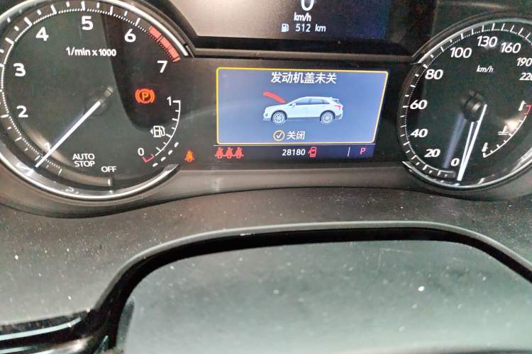 Used Cadillac XT5 2022 2.0T Two-Wheel Drive Luxury Version Odometer Close Up