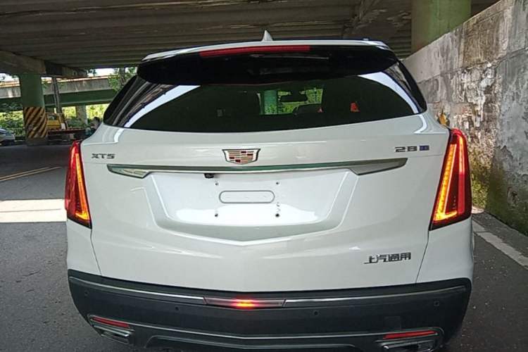Used Cadillac XT5 2022 2.0T Two-Wheel Drive Luxury Version Rear