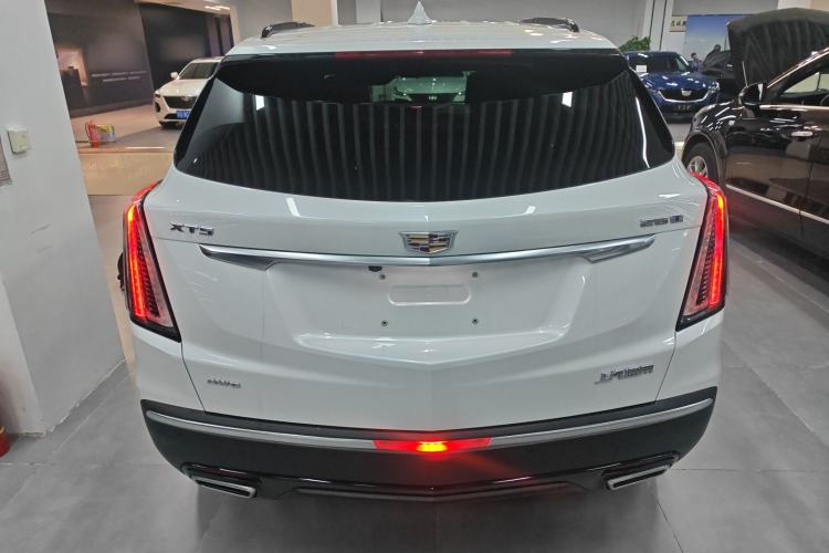 Used Cadillac XT5 2022 2.0T Four-Wheel Drive Luxury Version (Hummingbird Edition) Rear