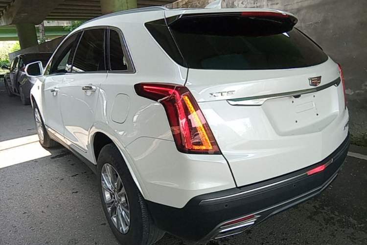 Used Cadillac XT5 2022 2.0T Two-Wheel Drive Luxury Version Rear Left 45 Deg