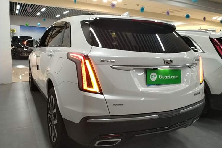 Used Cadillac XT5 2022 2.0T Four-Wheel Drive Luxury Version (Hummingbird Edition) Rear Left 45 Deg
