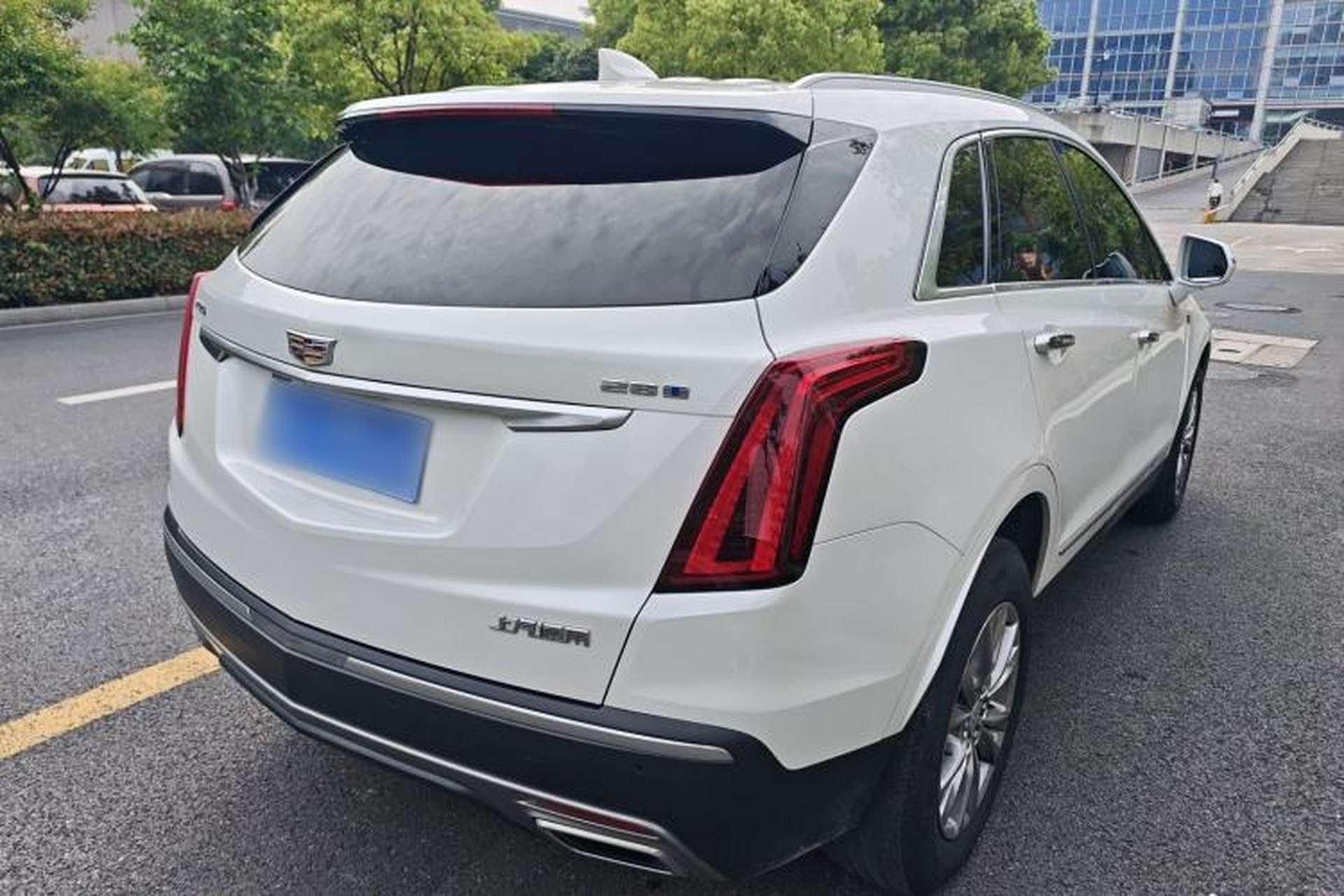 Used Cadillac XT5 2022 2.0T Two-Wheel Drive Luxury Version Rear Right 45 Deg