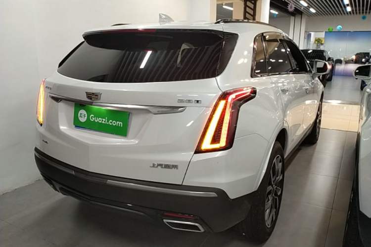Used Cadillac XT5 2022 2.0T Four-Wheel Drive Luxury Version (Hummingbird Edition) Rear Right 45 Deg