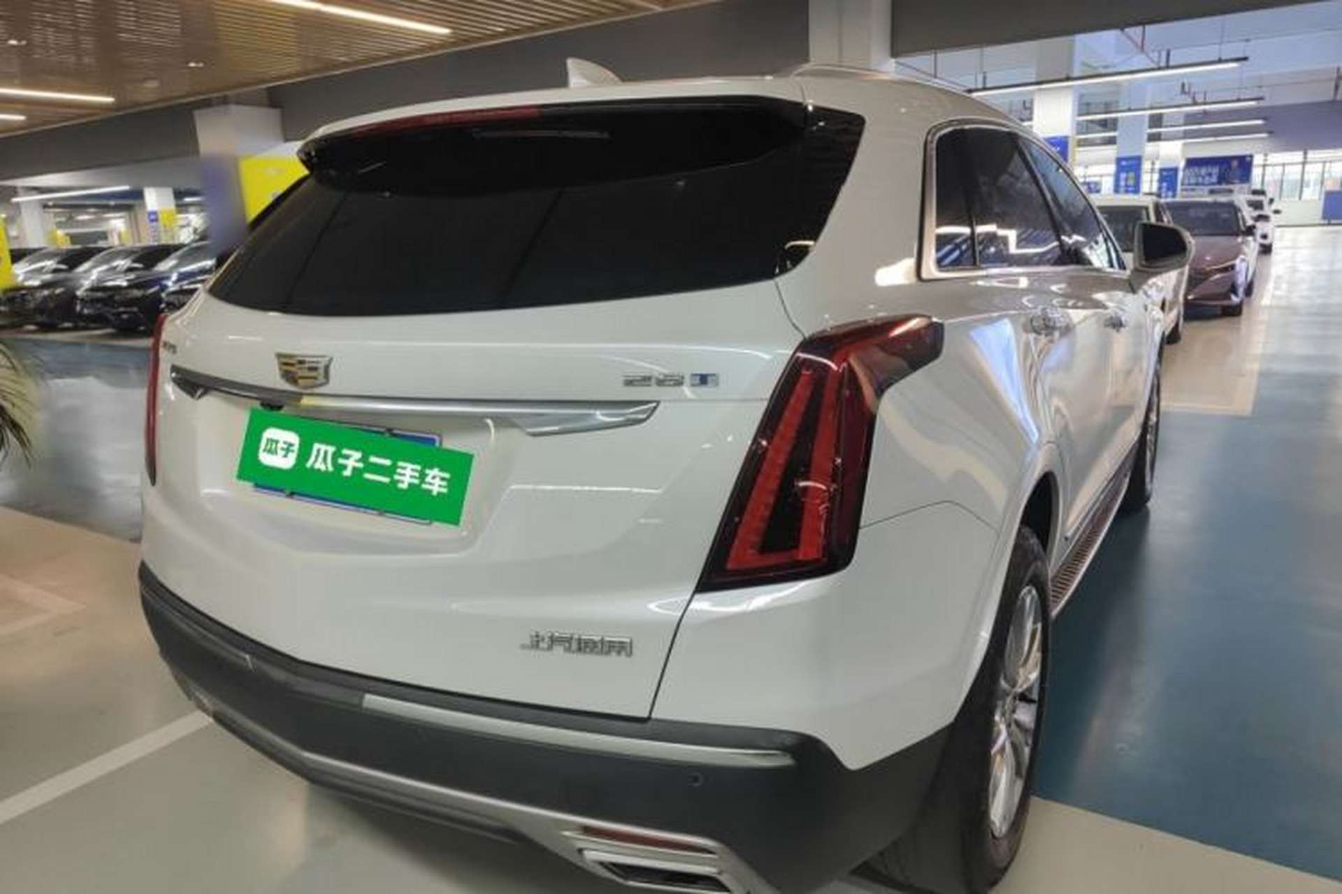 Used Cadillac XT5 2022 2.0T Two-Wheel Drive Luxury Version Rear Right 45 Deg