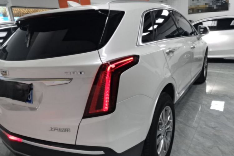 Used Cadillac XT5 2022 2.0T Two-Wheel Drive Luxury Version Right Rear Taillight