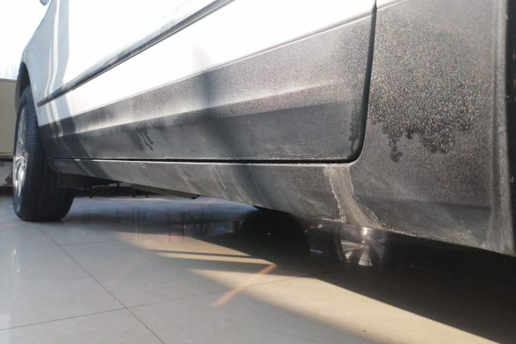 Used Cadillac XT5 2022 2.0T Two-Wheel Drive Luxury Version Right Side Sill