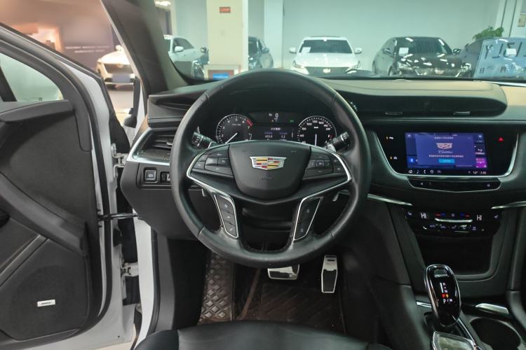 Used Cadillac XT5 2022 2.0T Four-Wheel Drive Luxury Version (Hummingbird Edition) Steering Wheel