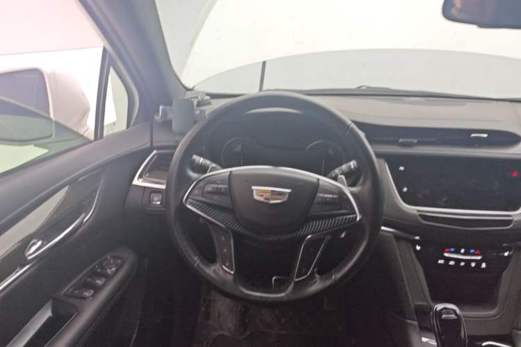 Used Cadillac XT5 2022 2.0T Four-Wheel Drive Luxury Version (Hummingbird Edition) Steering Wheel