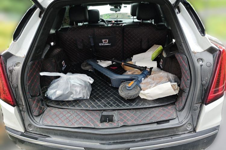 Used Cadillac XT5 2022 2.0T Two-Wheel Drive Luxury Version Trunk