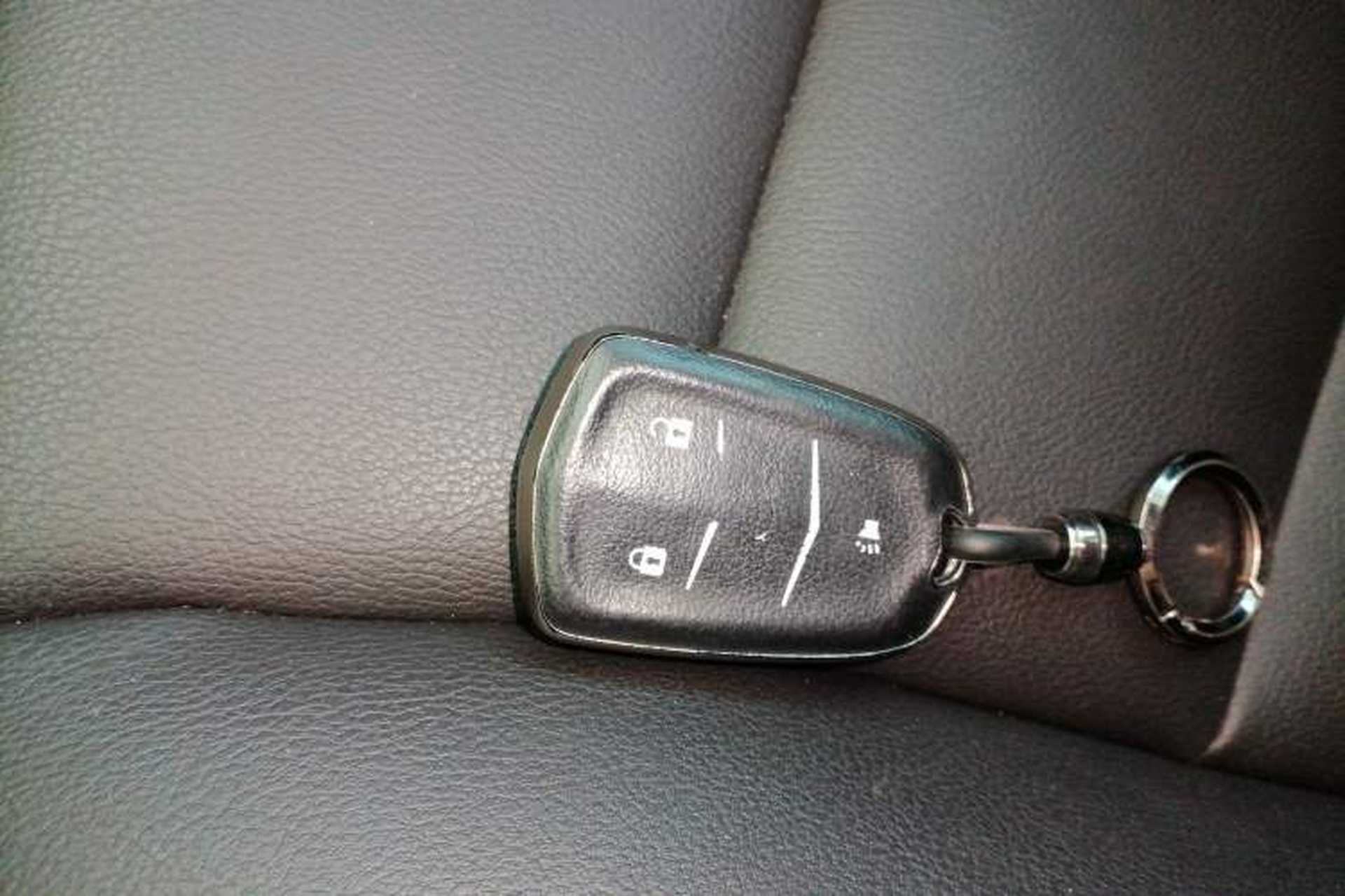 Used Cadillac XT5 2022 2.0T Two-Wheel Drive Luxury Version Vehicle Key