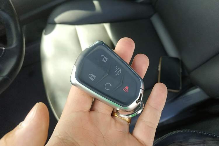 Used Cadillac XT5 2022 2.0T Two-Wheel Drive Luxury Version Vehicle Key