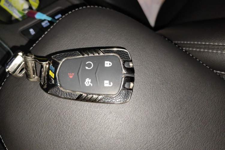Used Cadillac XT5 2022 2.0T Two-Wheel Drive Luxury Version Vehicle Key