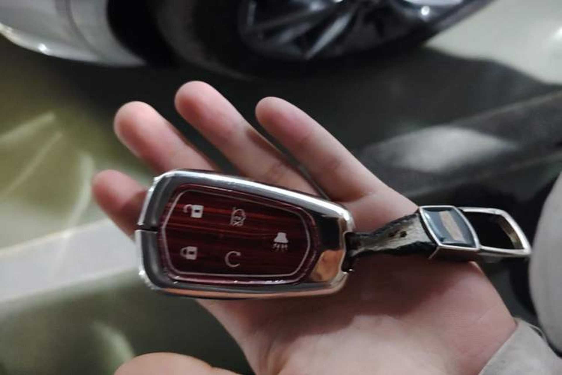 Used Cadillac XT5 2022 2.0T Two-Wheel Drive Luxury Version Vehicle Key