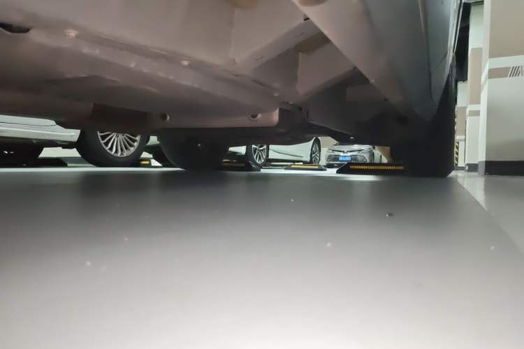 Used Cadillac XT5 2023 2.0T Two-Wheel-Drive Fashion Edition Chassis Front Left