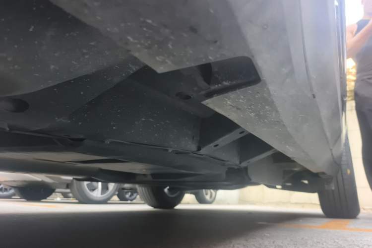 Used Cadillac XT5 2023 2.0T Two-Wheel-Drive Fashion Edition Chassis Front Left