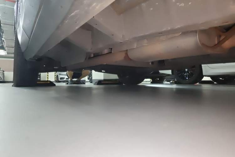 Used Cadillac XT5 2023 2.0T Two-Wheel-Drive Fashion Edition Chassis Front Right