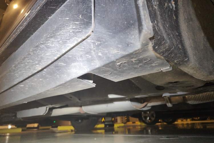 Used Cadillac XT5 2023 2.0T Two-Wheel-Drive Fashion Edition Chassis Front Right
