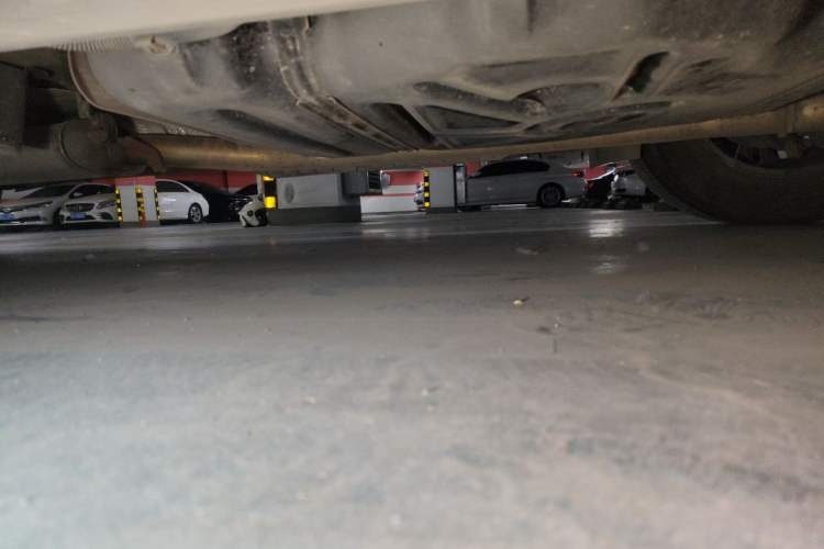 Used Cadillac XT5 2023 2.0T Two-Wheel-Drive Fashion Edition Chassis Rear Left