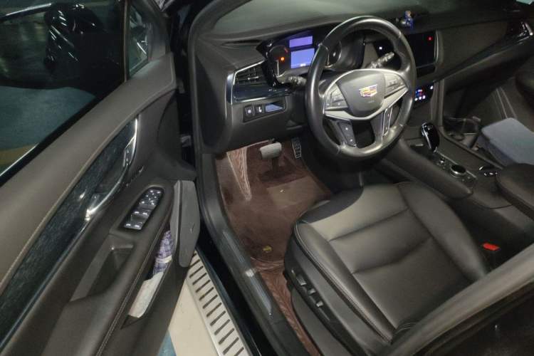 Used Cadillac XT5 2023 2.0T Two-Wheel-Drive Fashion Edition Driver Seat