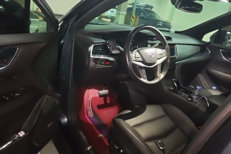 Used Cadillac XT5 2023 2.0T Two-Wheel-Drive Fashion Edition Driver Seat