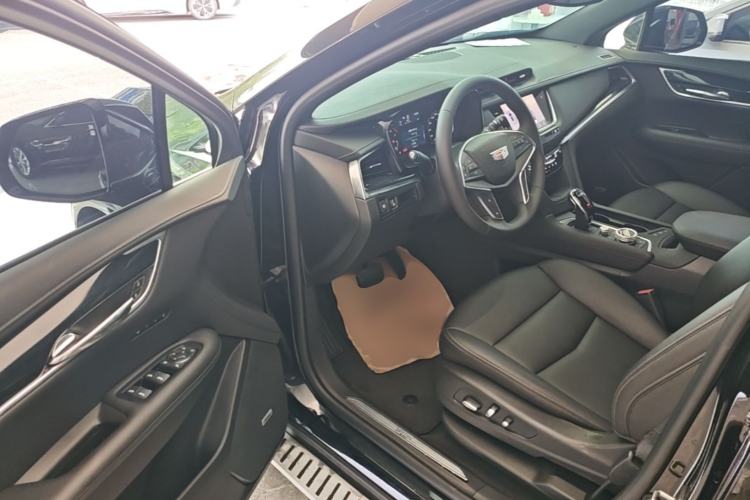Used Cadillac XT5 2023 2.0T Two-Wheel-Drive Fashion Edition Driver Seat