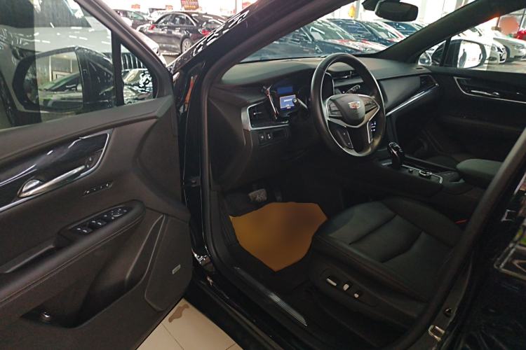 Used Cadillac XT5 2023 2.0T Two-Wheel-Drive Fashion Edition Driver Seat
