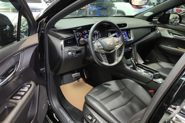 Used Cadillac XT5 2023 2.0T Four-Wheel Drive Prestige Version (Ultimate Edition) Driver Seat