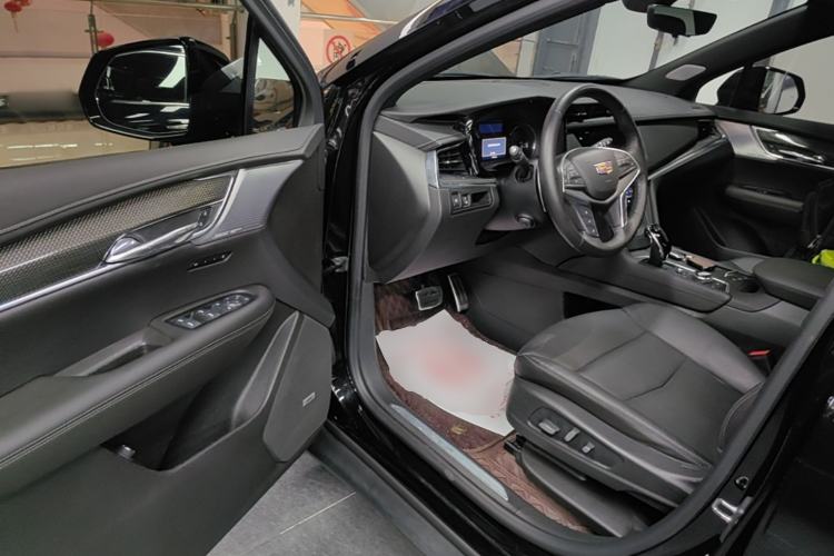 Used Cadillac XT5 2023 2.0T Four-Wheel Drive Prestige Version (Ultimate Edition) Driver Seat