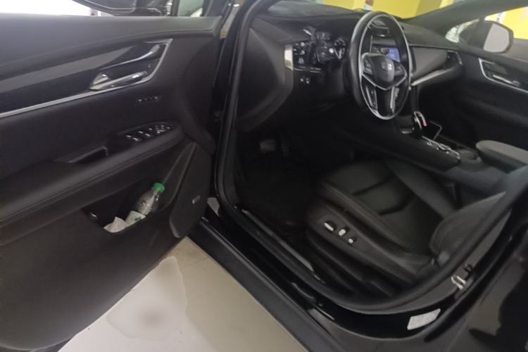 Used Cadillac XT5 2023 2.0T Two-Wheel-Drive Fashion Edition Driver Seat