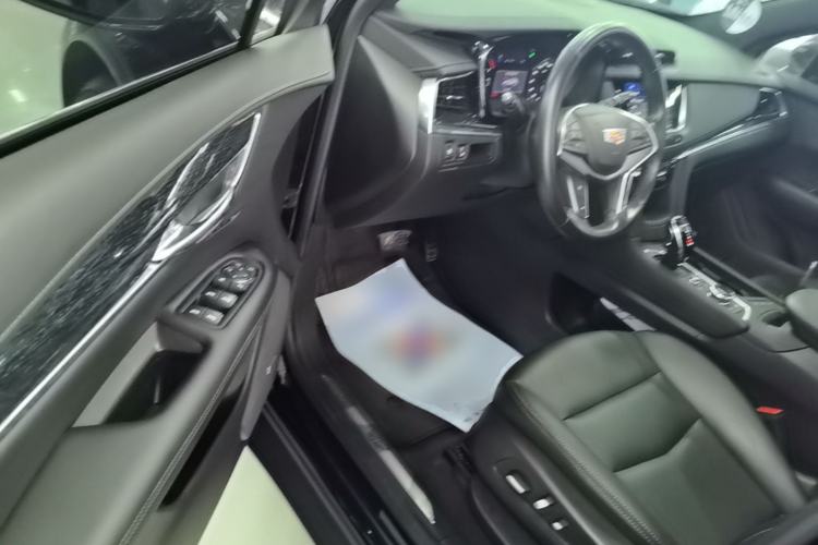 Used Cadillac XT5 2023 2.0T Two-Wheel-Drive Fashion Edition Driver Seat