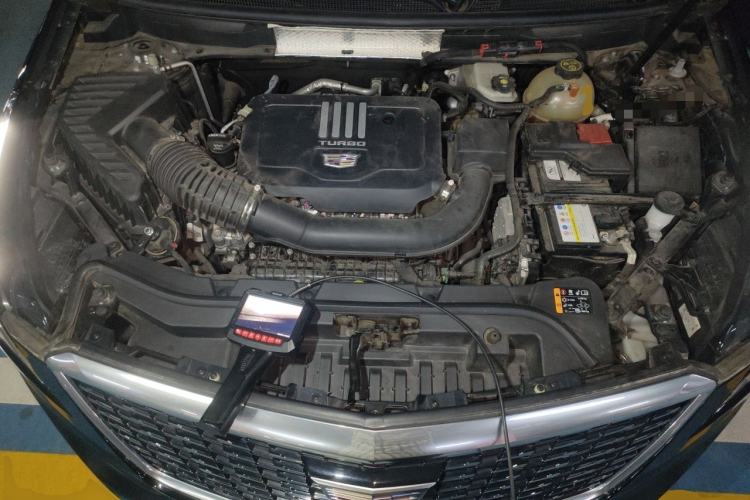 Used Cadillac XT5 2023 2.0T Two-Wheel-Drive Fashion Edition Engine Bay