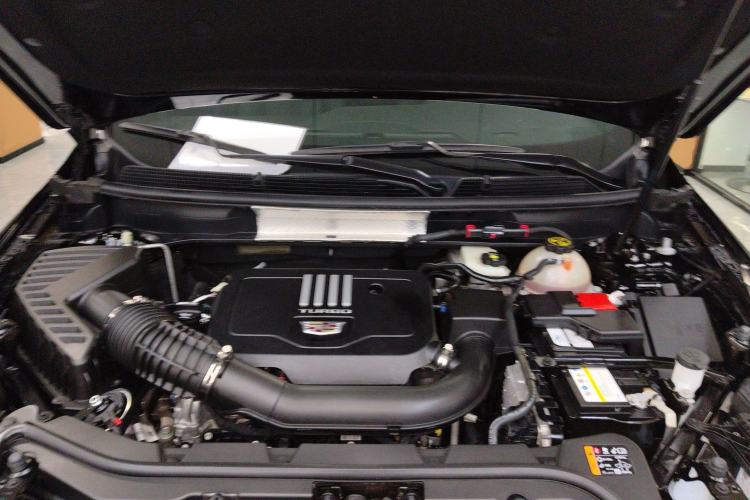 Used Cadillac XT5 2023 2.0T Two-Wheel-Drive Fashion Edition Engine Bay