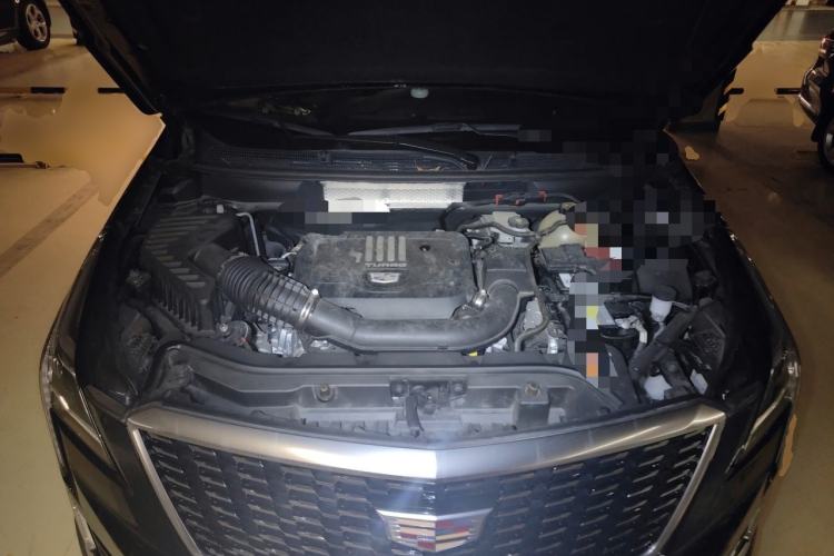 Used Cadillac XT5 2023 2.0T Two-Wheel-Drive Fashion Edition Engine Bay