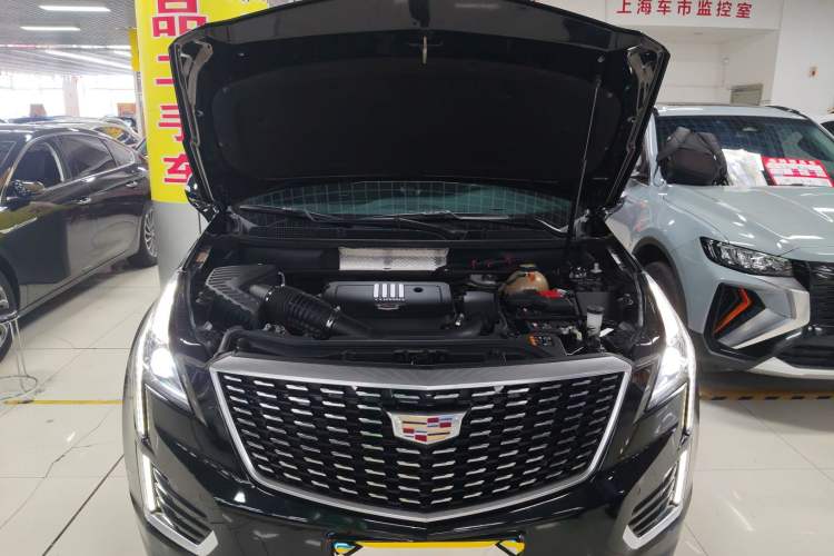 Used Cadillac XT5 2023 2.0T Two-Wheel-Drive Fashion Edition Engine Bay